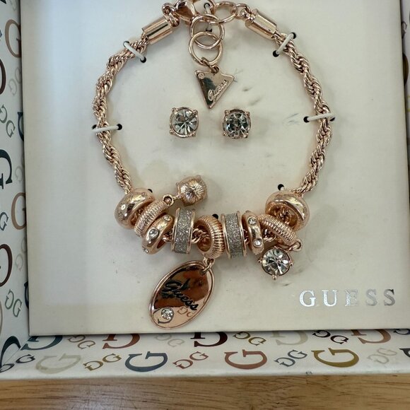 Guess Rose Gold-Tone Link Charm Bracelet & Crystal Stud Earrings Set With Gift B - Picture 4 of 9
